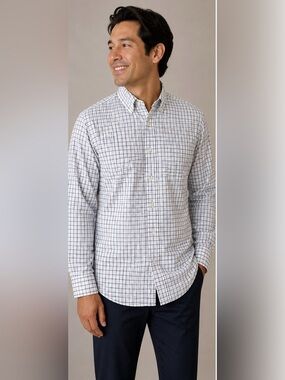 Banana Republic Athletic Fit Wrinkle Resistant Dress Shirt Men’s Large Button Up